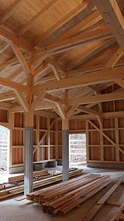 zum Bau verwendet wurde sehr viel einheimisches Holz aus Bayern (©Foto. Nartin Schmitz